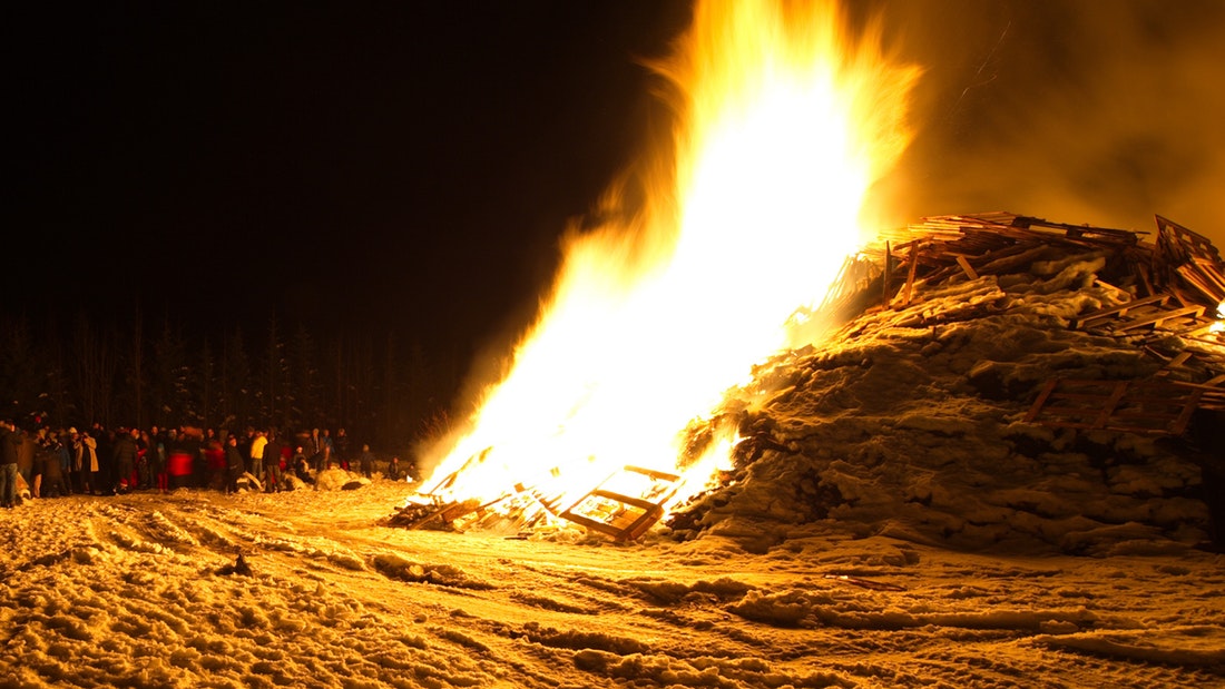 Evening bonfire tour near Reykjavik, Iceland