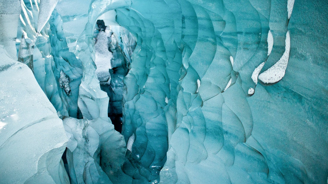 Golden Circle tour with Fontana geothermal baths, Iceland